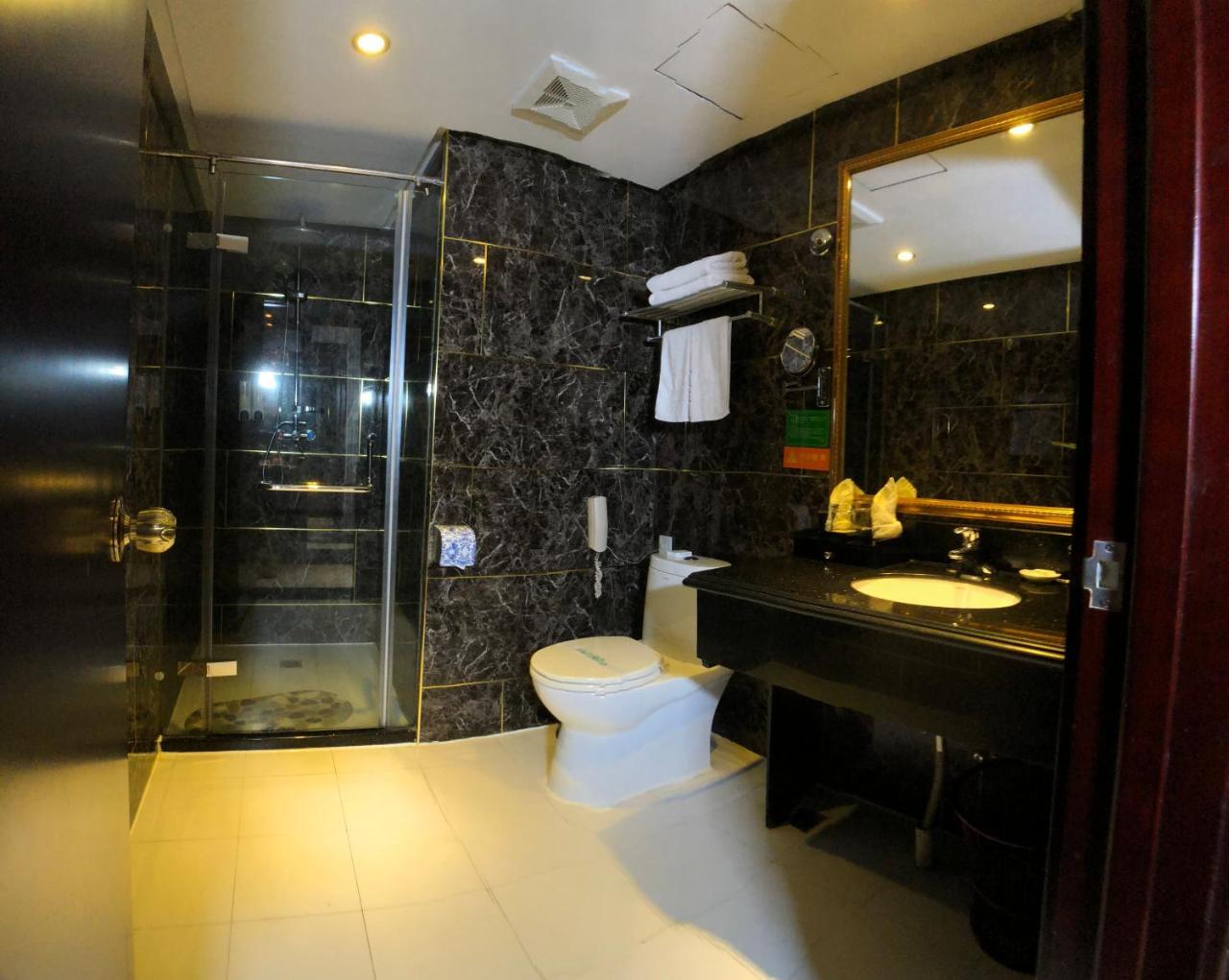 Peace International Hotel Shangrao Bagian luar foto