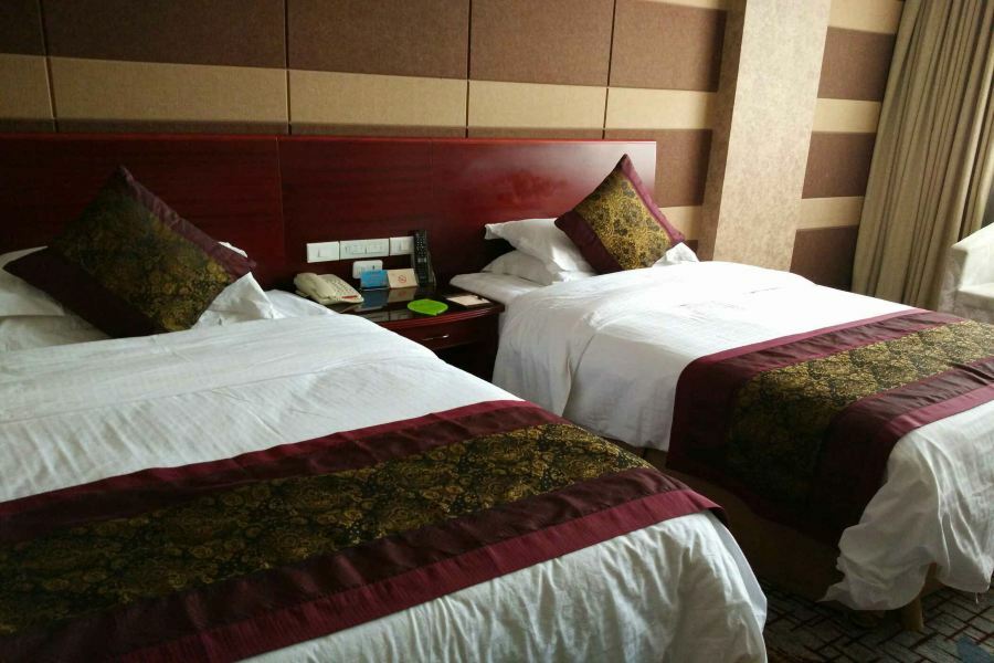 Peace International Hotel Shangrao Bagian luar foto
